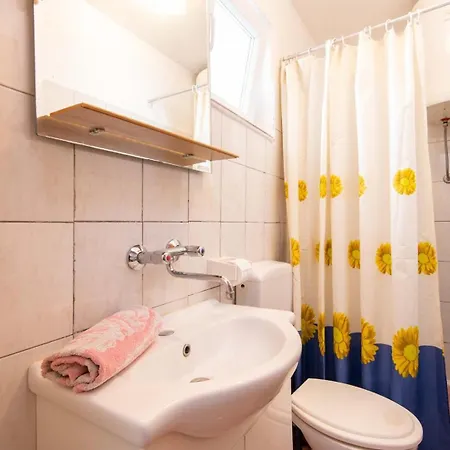 Lucy Guest house
